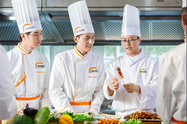 金九银十创业黄金期，在临沂学创业小吃技术，选哪个学校靠谱？